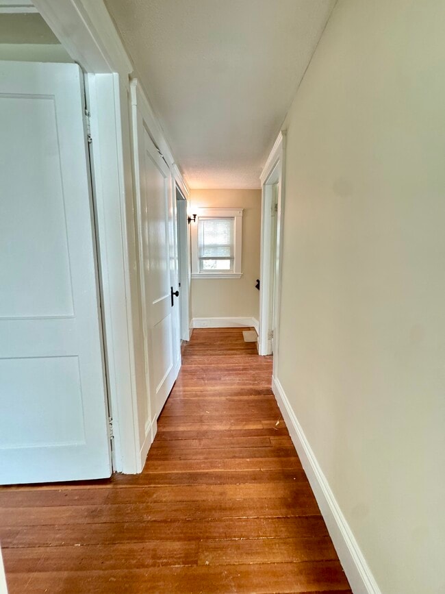 Building Photo - 273 Front St