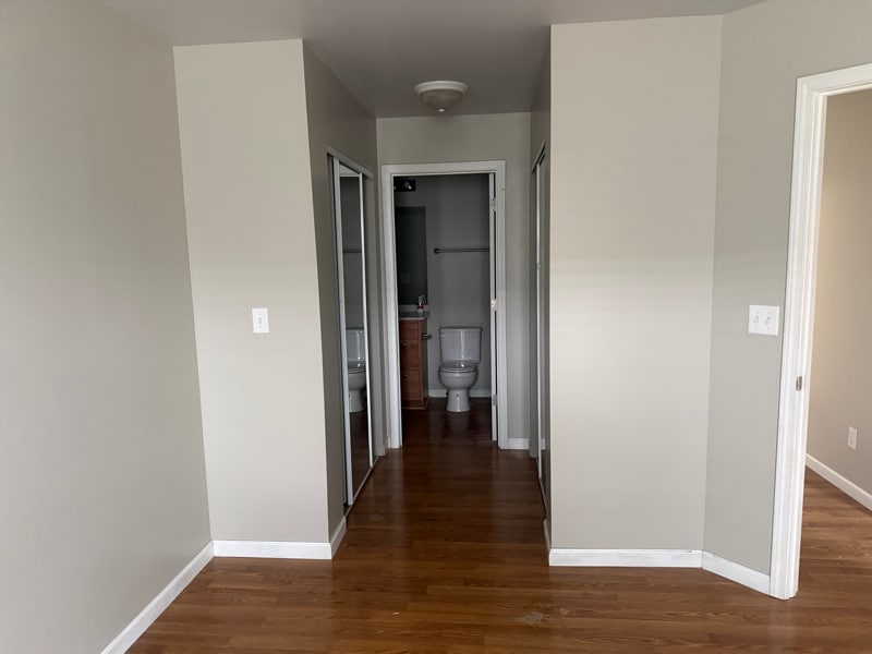 Building Photo - 206 S Springfield St