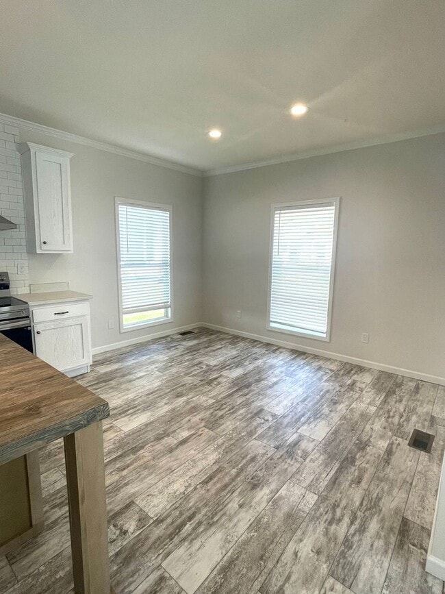 Building Photo - Brand New Home - Brooks Cove Subdivision -...