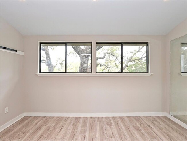 Building Photo - 44 Casa Verde St