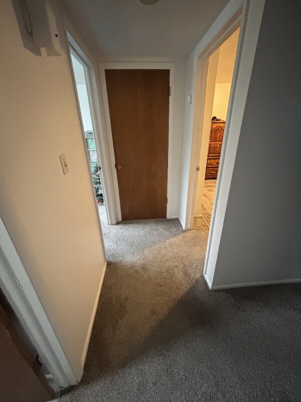 Building Photo - 1591 S 800 E