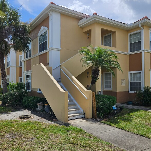 Primary Photo - 1010 Villagio Cir