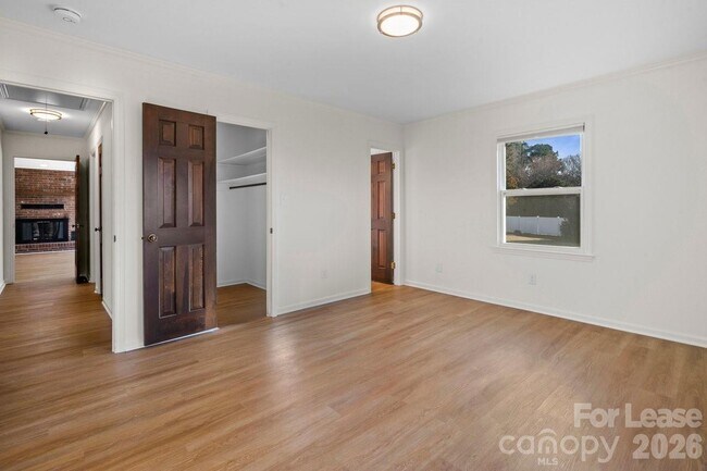 Building Photo - 16808 Knoxwood Dr