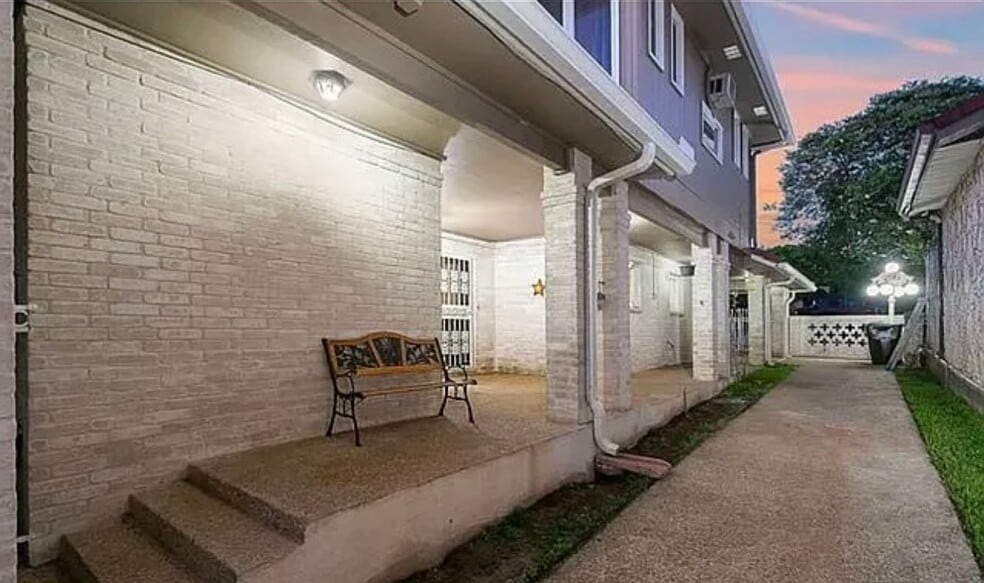 Building Photo - 6831 Congressional Blvd