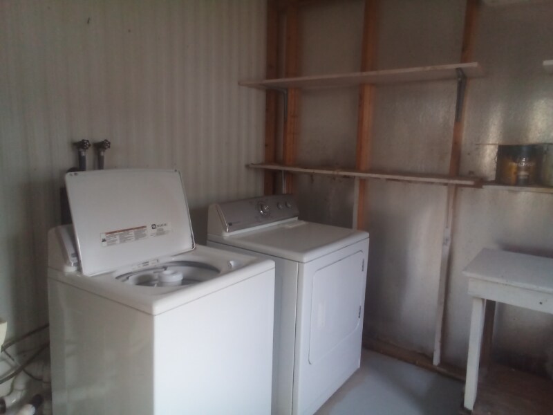 Building Photo - 8124 Eagle Dr