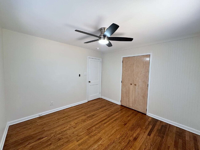 Building Photo - Charming 3 Bedroom Home in Raleigh!
