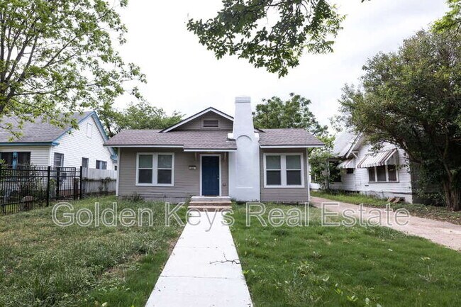 Building Photo - 1525 Proctor Ave