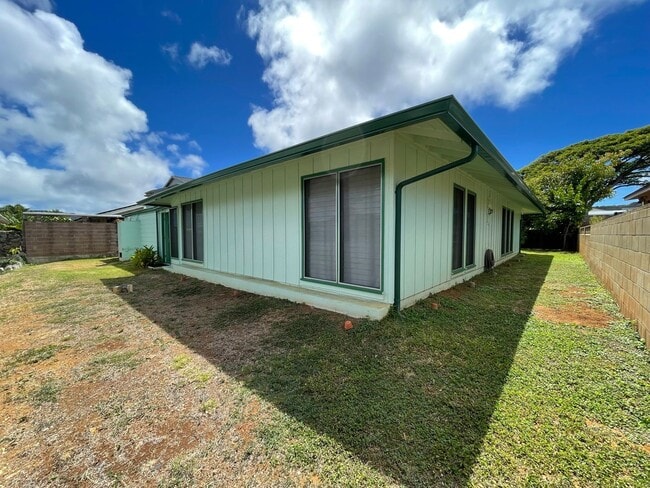 Building Photo - 282 Lunalilo Home Rd