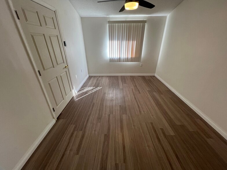 Bedroom #2 - 19156 Avenue of the Oaks