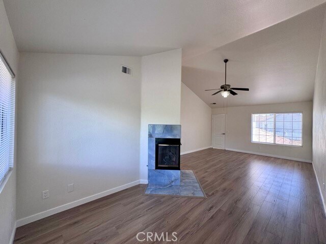 Building Photo - 39961 Temecky Way