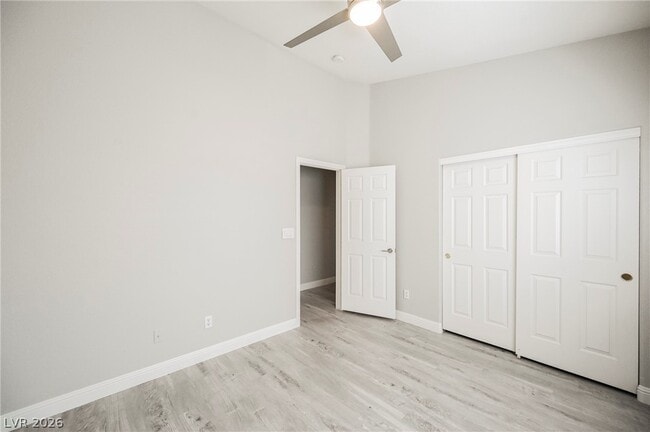 Building Photo - 490 Beaconwood St