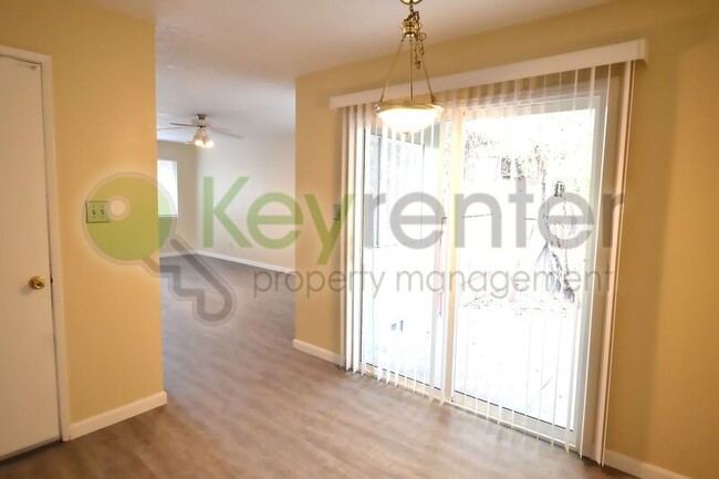 Building Photo - 9826 Libra Ave