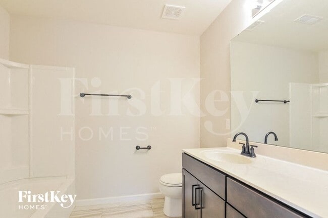 Building Photo - 1684 Woods Mill Dr