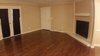 Building Photo - Beautiful one bedroom apartment close to N...