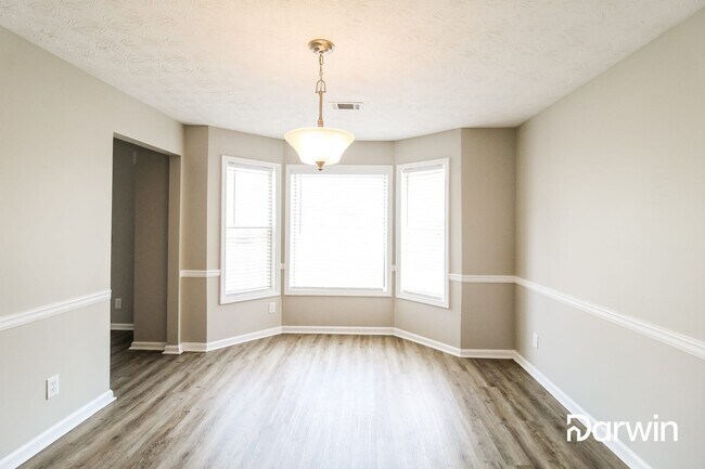 Building Photo - 1811 Harmony Trce