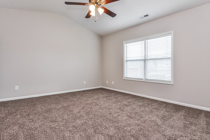 Building Photo - 4134 White Kestrel Dr