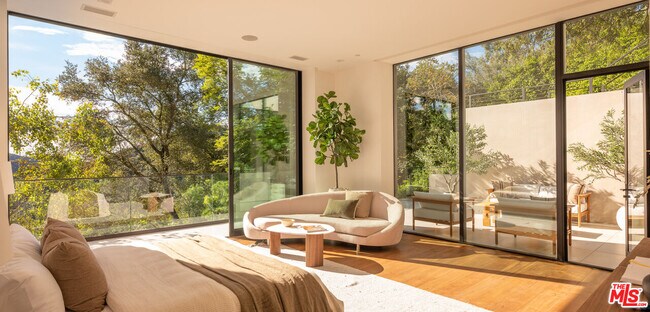 Building Photo - 12752 Mulholland Dr