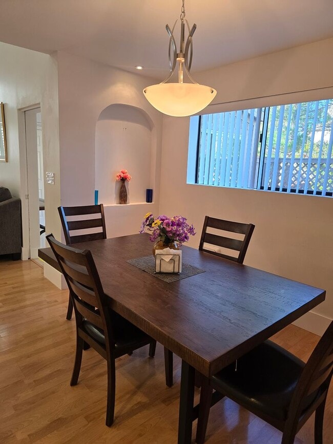 Building Photo - Furnished, 1-Year Long-Term Rental