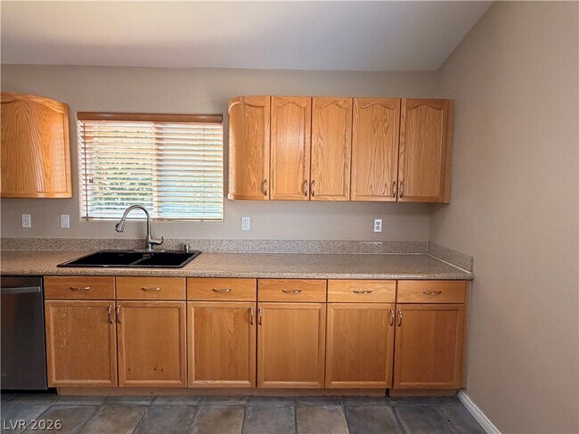 Building Photo - 212 Horizon Peak Dr