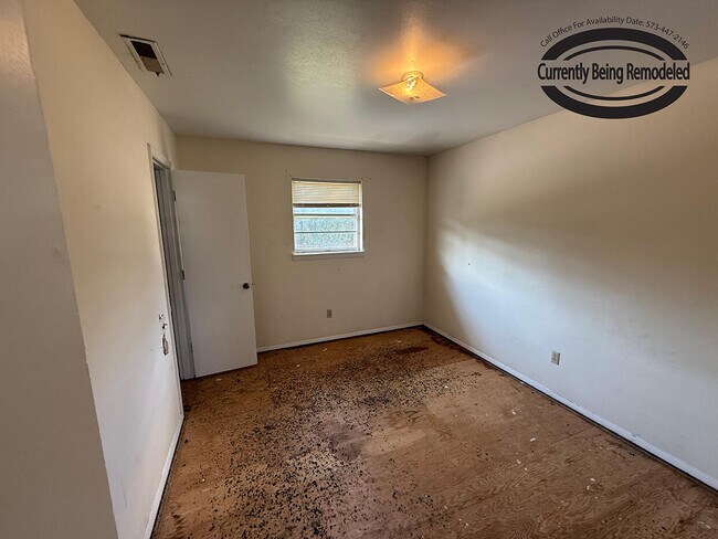 Building Photo - 7308 N Wade School Rd