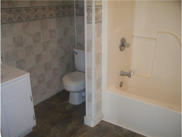 Building Photo - 404 N Philadelphia Ave