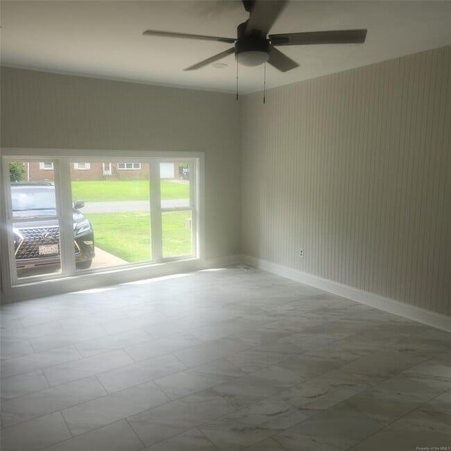 Building Photo - 107 Chestnut Dr