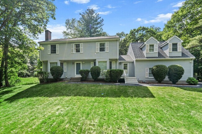 Primary Photo - 123 Summer St