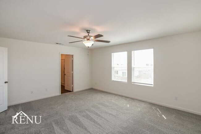 Building Photo - 1317 Escondido Dr