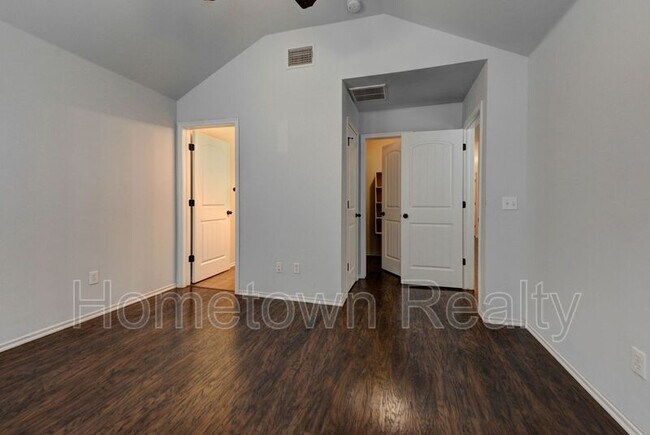 Building Photo - 1513 NW 125th St