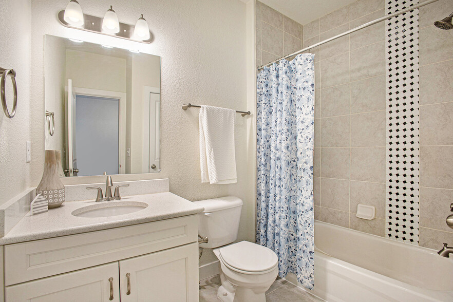Building Photo - 6173 Harmonica Arch Dr
