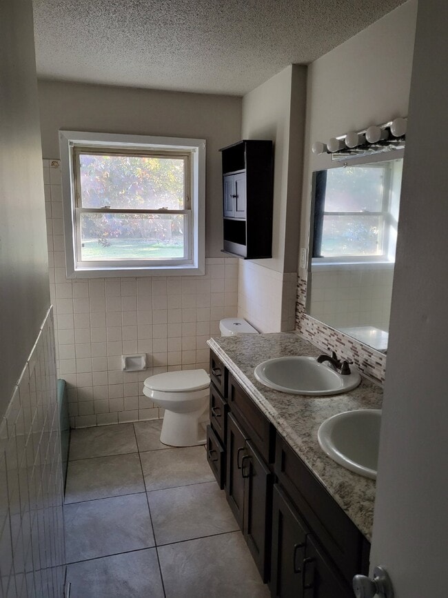 Building Photo - "Charming 3-Bedroom Home in Brookland - Co...