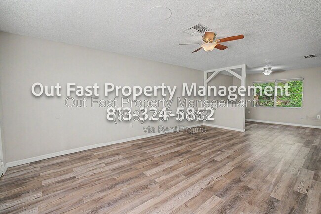 Building Photo - 1275 Sylvia Ave
