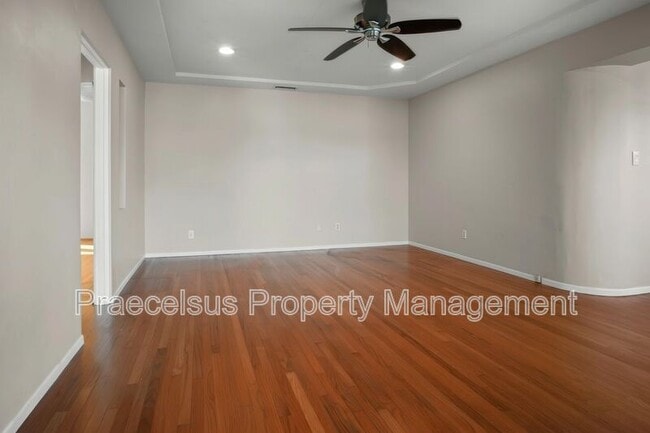 Building Photo - 2244 Felton St