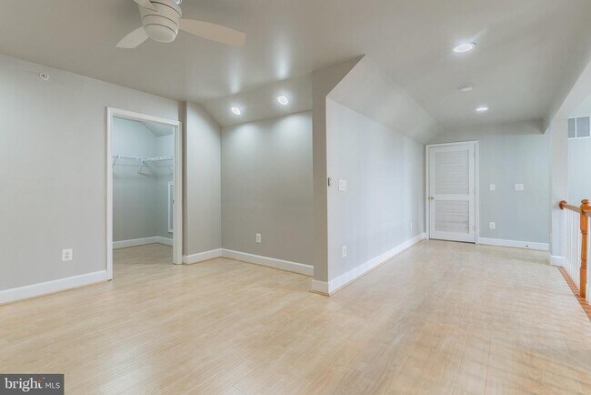 Building Photo - 13921 Gullane Dr