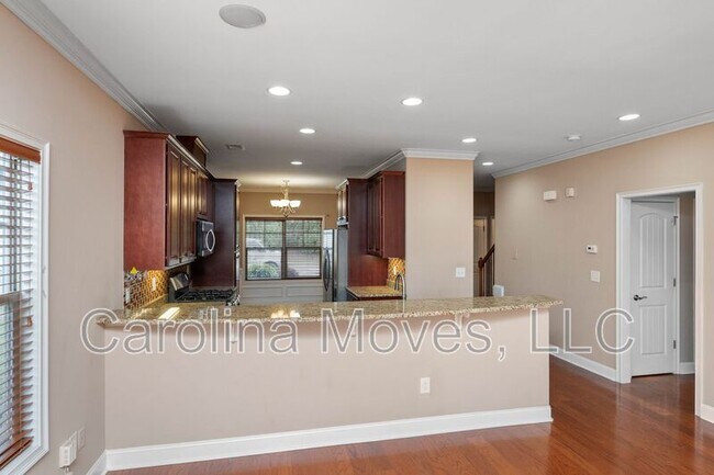 Building Photo - 213B Bell Heather Lane