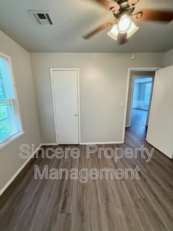 Building Photo - 4120 SE 41st St