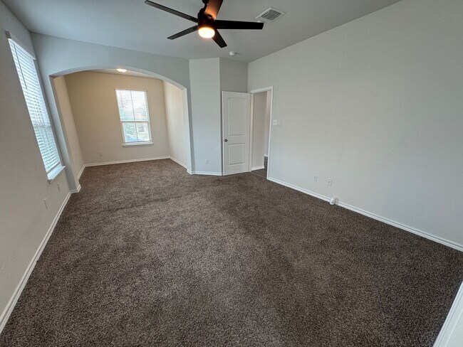 Building Photo - 6149 Lavaca Dr