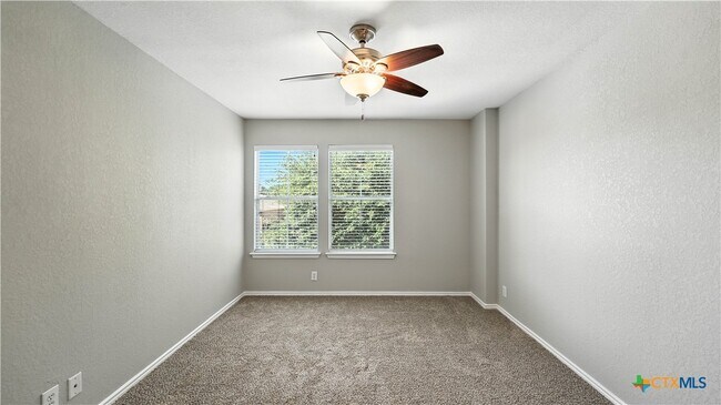 Building Photo - 2137 Dorman Dr