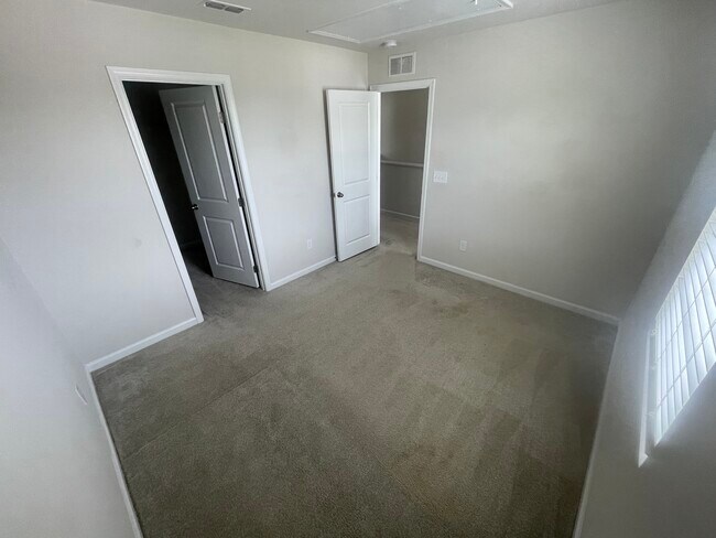 Building Photo - Easley Single Family Home