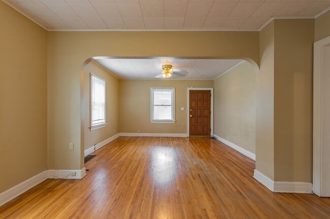 Building Photo - COLLEGE PRE-LEASING