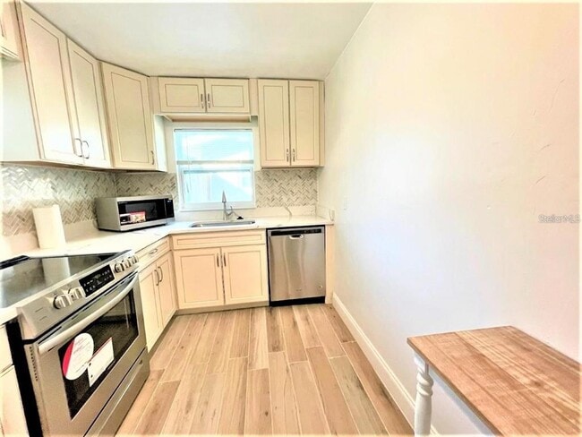 Building Photo - 12644 81st Terrace