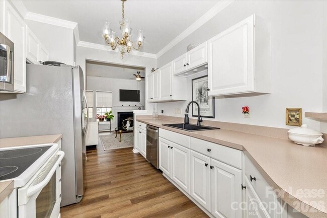 Building Photo - 4100 Christine Ln