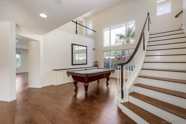 Building Photo - Lakeview Highlands Estate