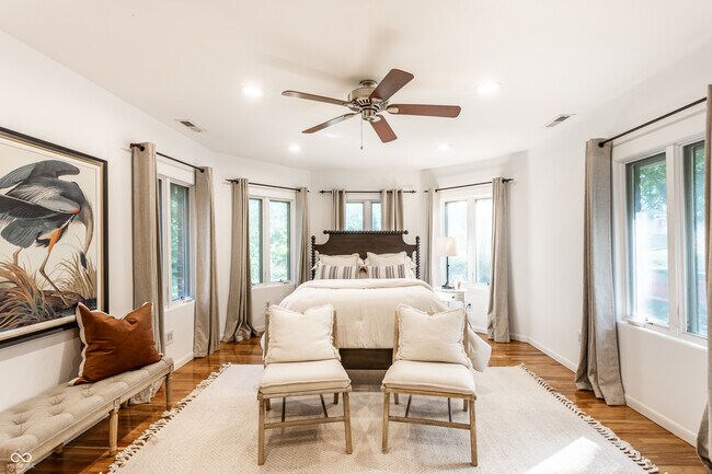 Building Photo - 5758 Wildwood Ave