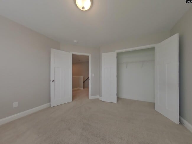 Building Photo - 1021 Crescent Moon Lp