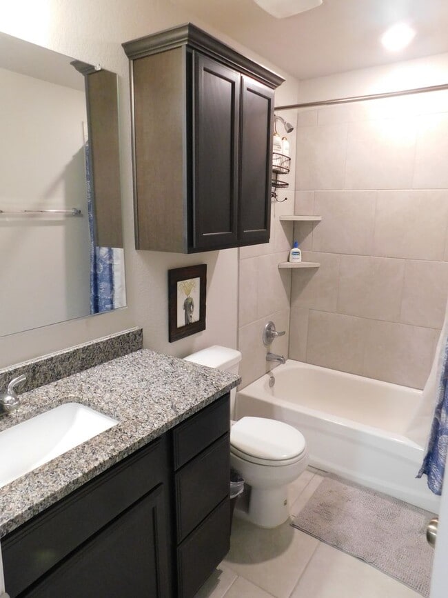 Building Photo - 3948 Aransas Dr