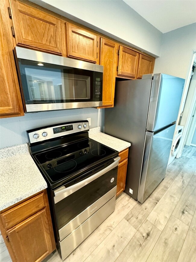 Building Photo - 14600 Fonmeadow Dr