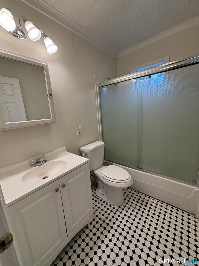 Building Photo - 2395 Main St