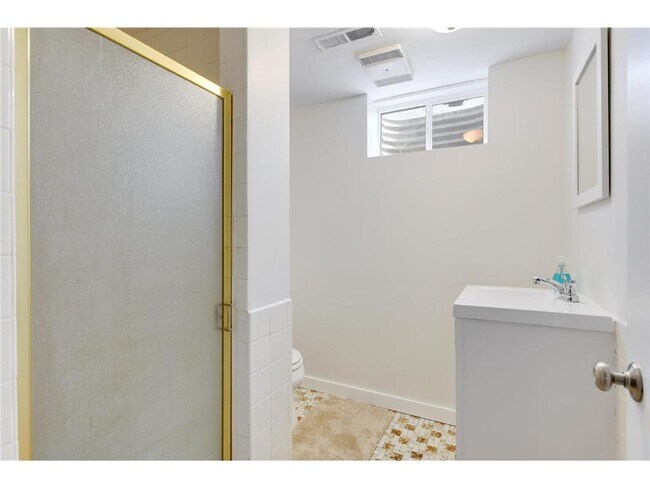 Building Photo - 4509 Laguna Dr