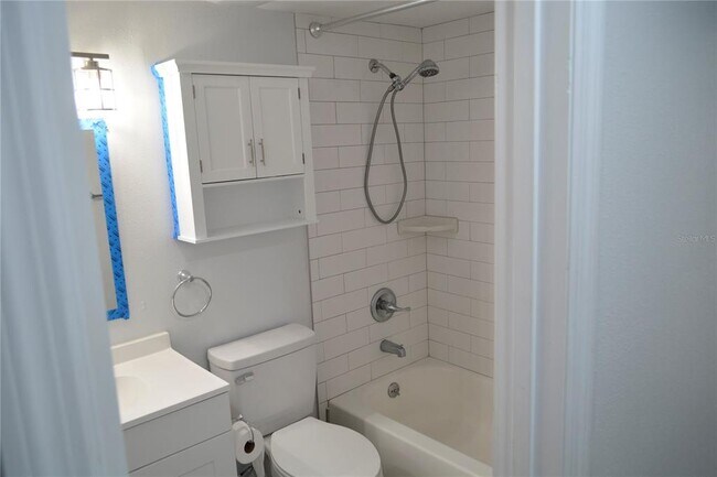 Building Photo - 8201 Donaldson Dr